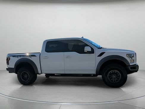 Certified 2019 Ford F150 Raptor w/ Equipment Group 802A Luxury image 33