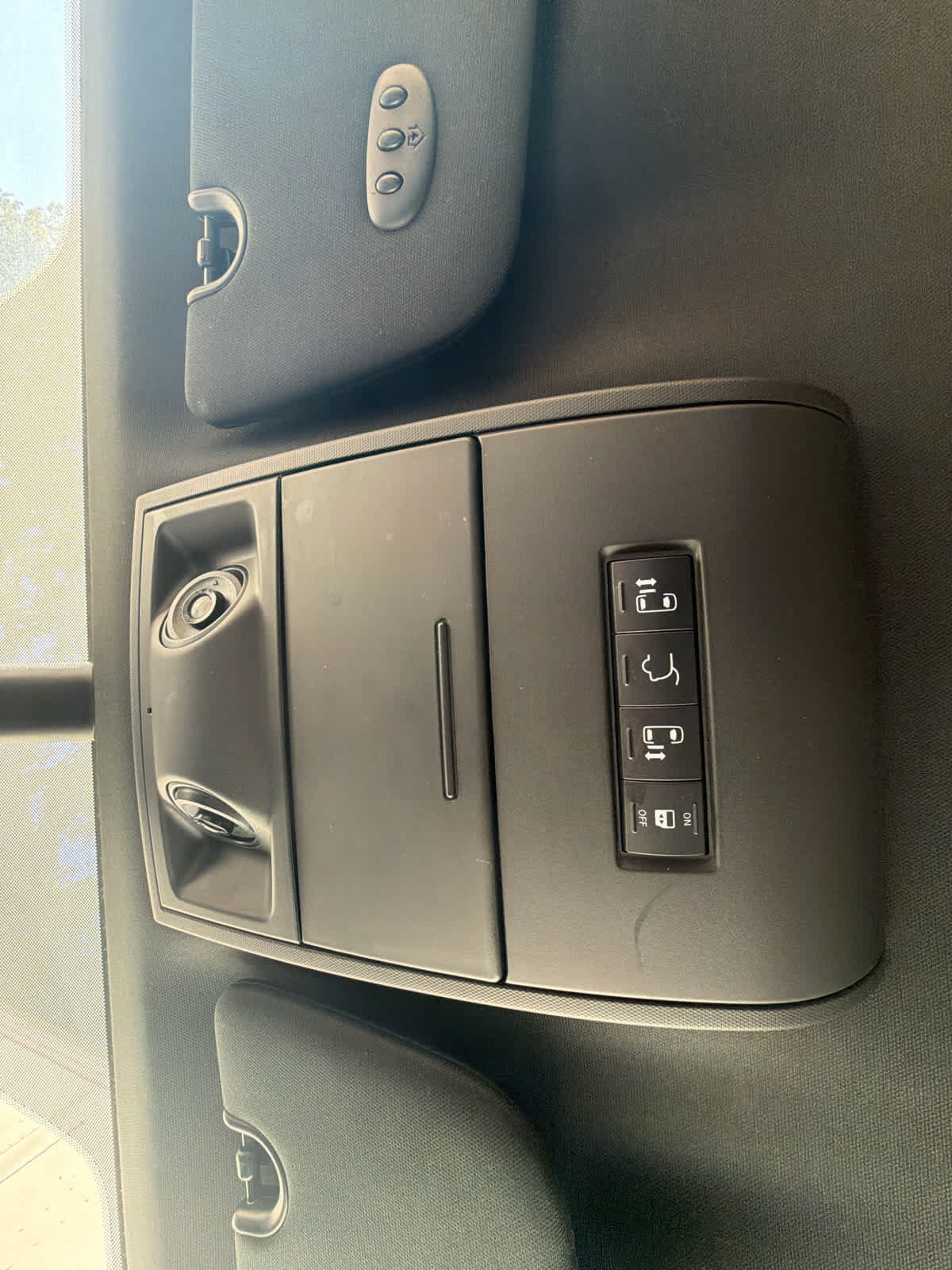 Used 2019 Dodge Grand Caravan GT FWD image 31