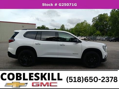 New 2025 GMC Acadia Elevation w/ Elevation Premium Package image 2