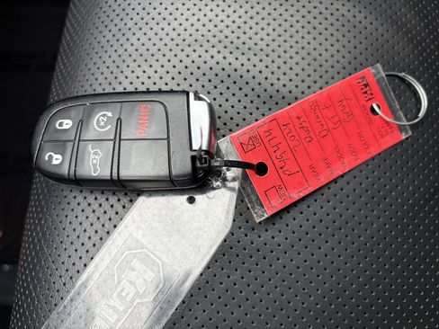 Certified 2024 Dodge Durango GT image 39