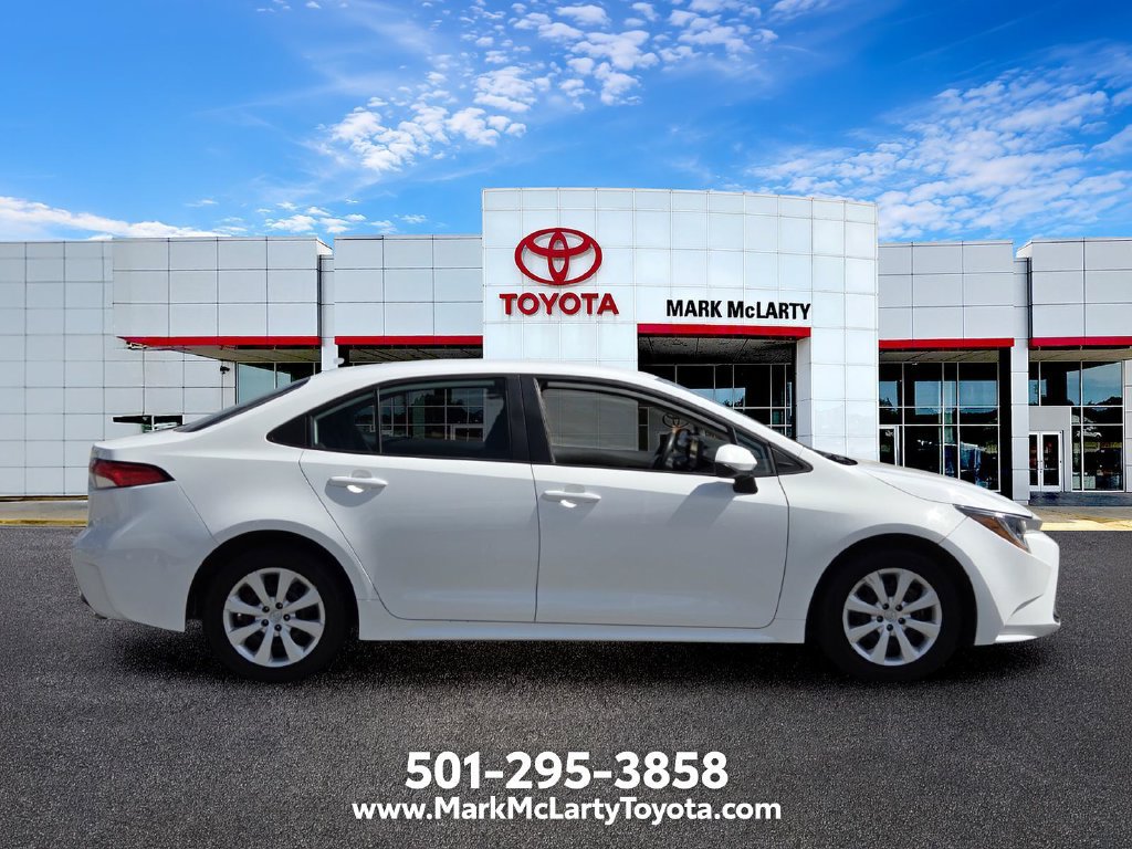 Used 2024 Toyota Corolla LE FWD image 6