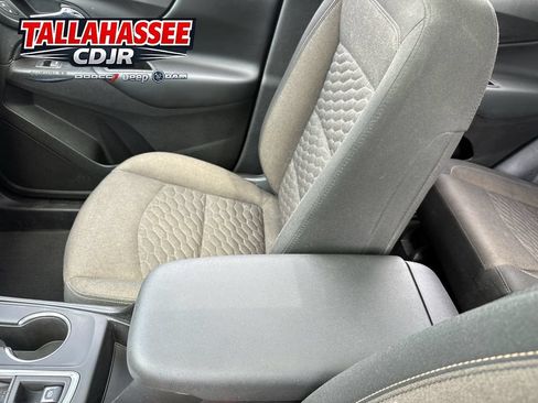 Used 2018 Chevrolet Equinox LT w/ Sun & Infotainment Package FWD image 20