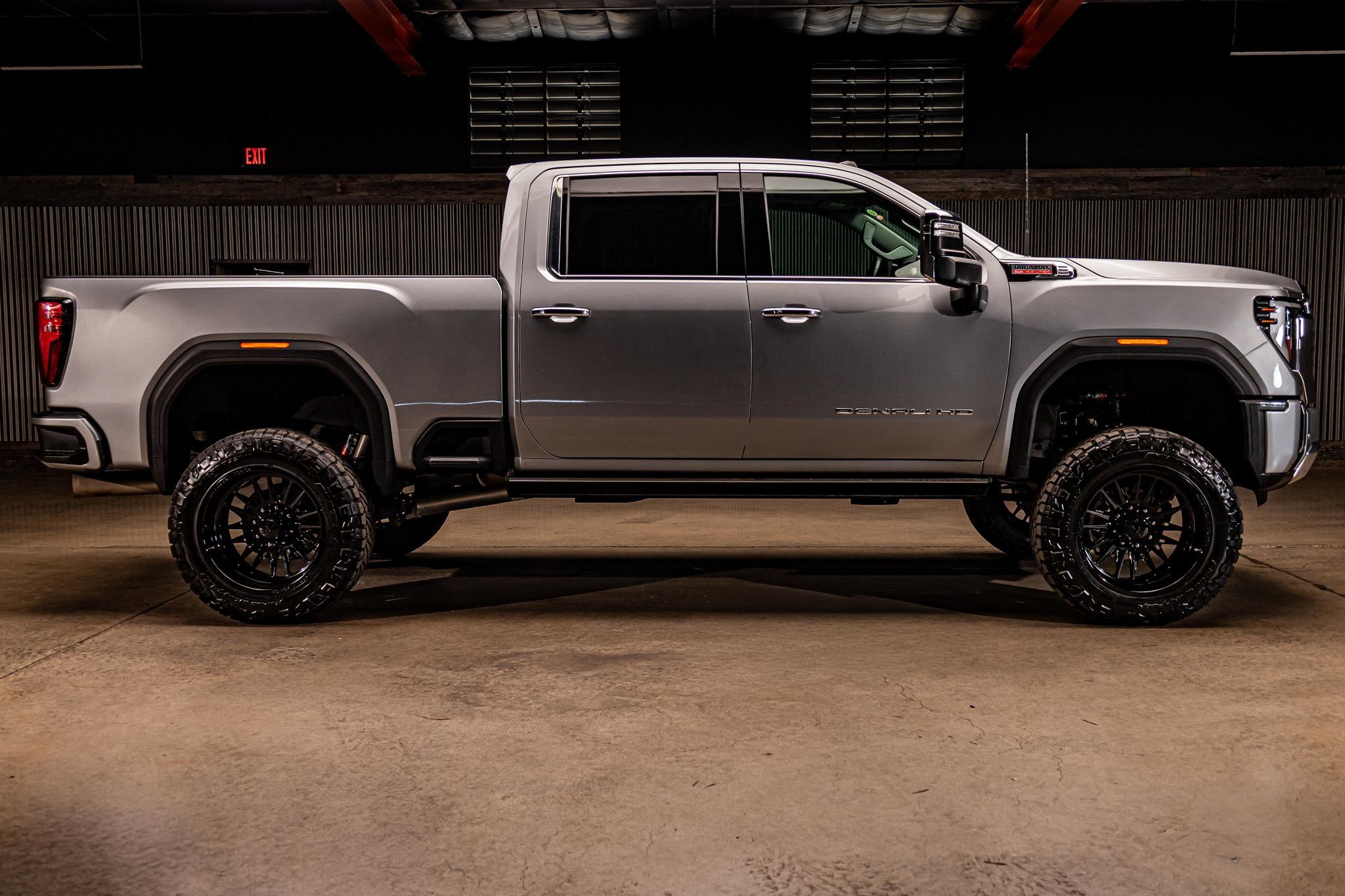 Used 2026 GMC Sierra 3500 Denali w/ Denali Reserve Package AWD/4WD image 10