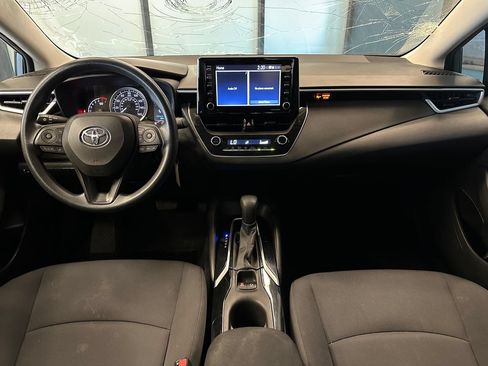 Used 2021 Toyota Corolla LE FWD image 9