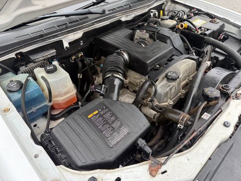 Used 2012 Chevrolet Colorado LT AWD/4WD image 37