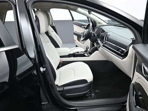 Used 2023 Kia Sportage EX image 35