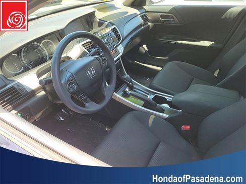 Used 2015 Honda Accord LX image 9