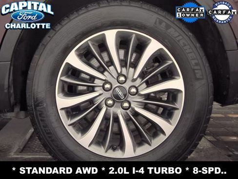 Used 2023 Lincoln Nautilus AWD w/ Premium Package image 12