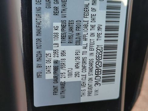 New 2025 MAZDA CX-30 AWD 2.5 S w/ Select Sport Pkg image 31