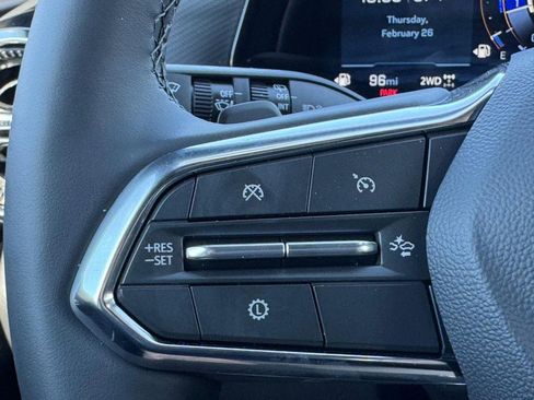 New 2026 Chevrolet Equinox LT w/ Convenience Package II image 13