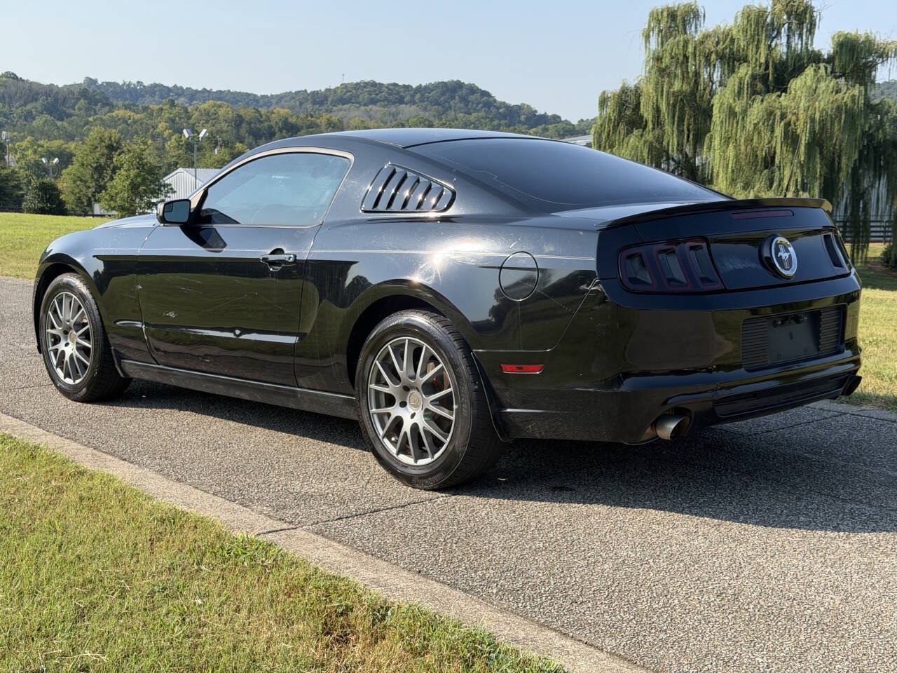 Used 2014 Ford Mustang Coupe w/ Equipment Group 102A RWD image 5