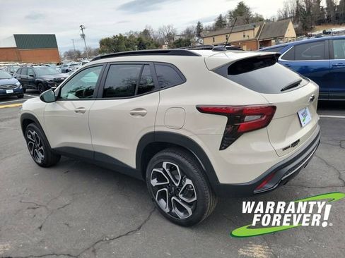 New 2026 Chevrolet Trax RS w/ Driver Confidence Package image 5