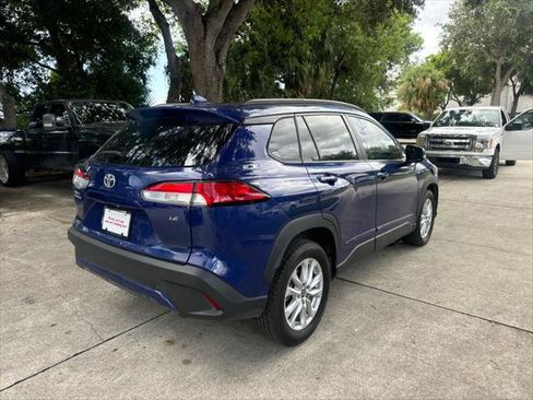 Used 2022 Toyota Corolla Cross LE FWD image 7