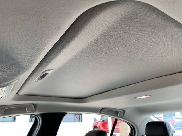Used 2025 MAZDA MAZDA3 s FWD image 35
