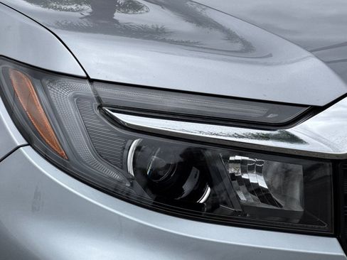 Used 2023 Honda Passport EX-L image 10