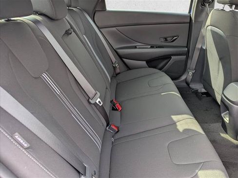 Used 2026 Hyundai Elantra SEL Sport Premium FWD image 30