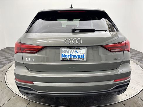 Used 2023 Audi Q3 2.0T Premium w/ Convenience Package image 15