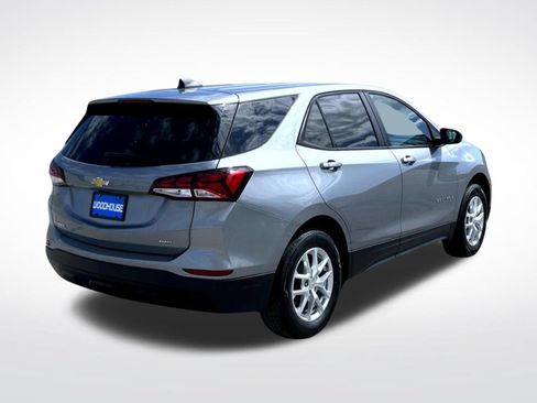 Certified 2024 Chevrolet Equinox LS w/ LS Convenience Package AWD/4WD image 6