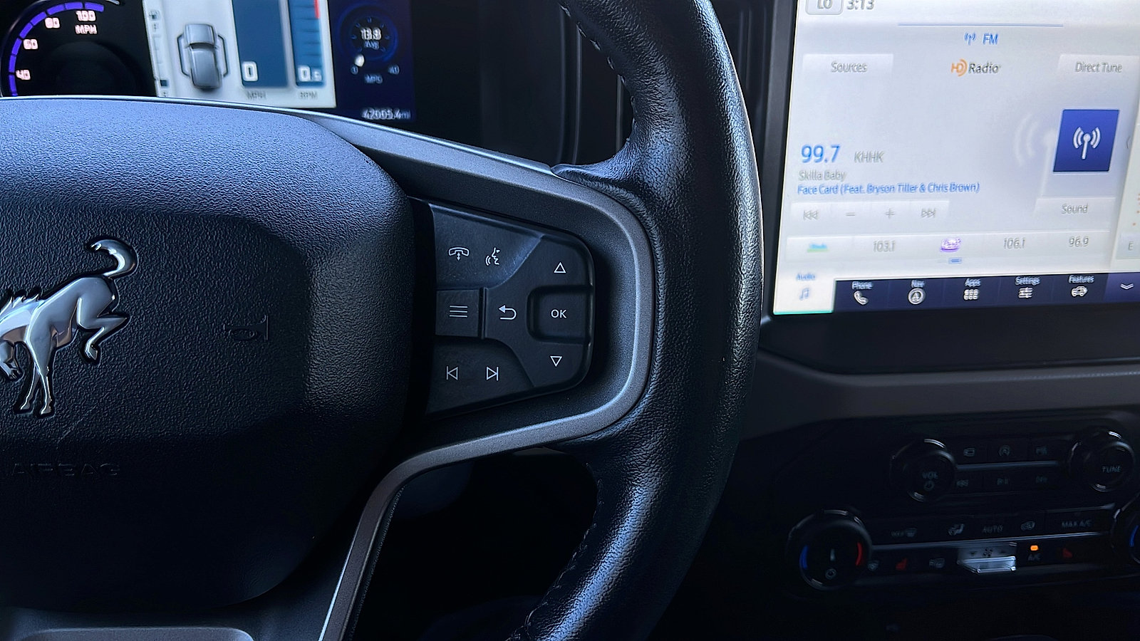 Used 2022 Ford Bronco Wildtrak AWD/4WD image 11