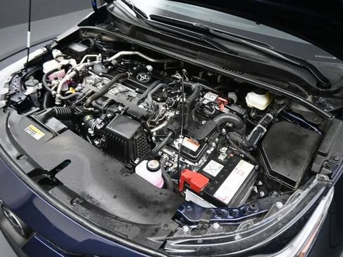 Used 2026 Toyota Corolla LE FWD image 12
