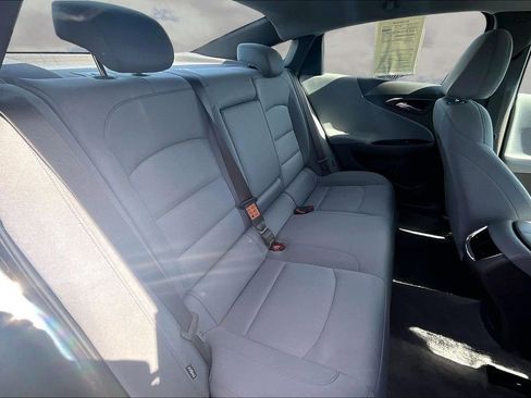 Used 2025 Chevrolet Malibu LT image 25