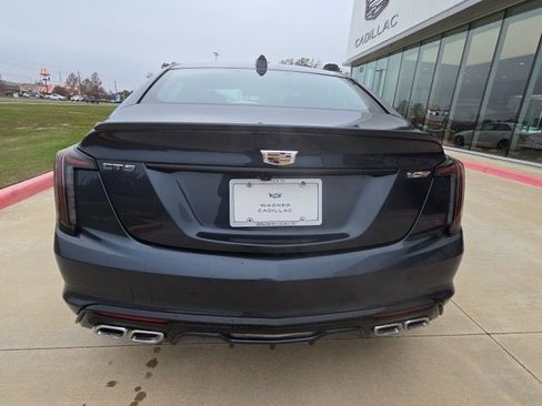 New 2026 Cadillac CT5 V image 4