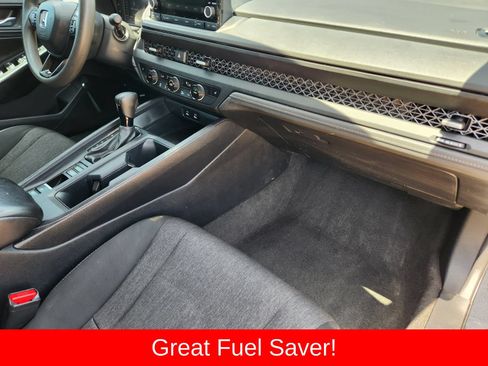 Used 2023 Honda Accord EX image 21