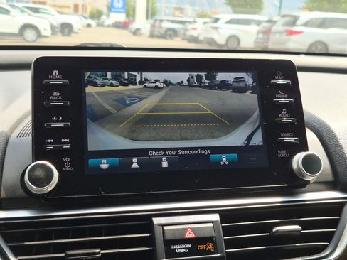 Used 2022 Honda Accord Touring image 27