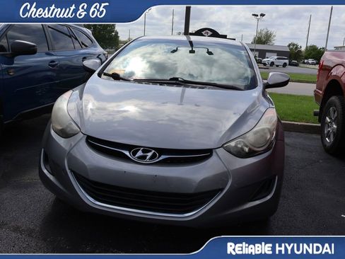 Used 2013 Hyundai Elantra GLS image 12