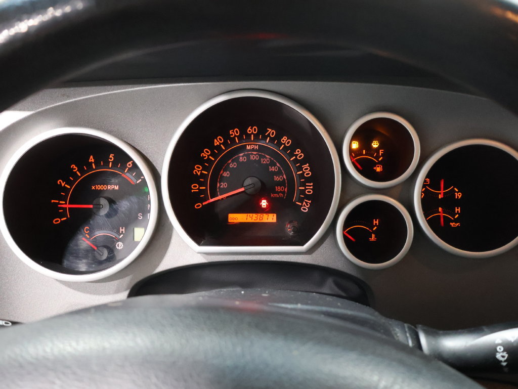 Used 2010 Toyota Tundra 4x4 Double Cab image 34