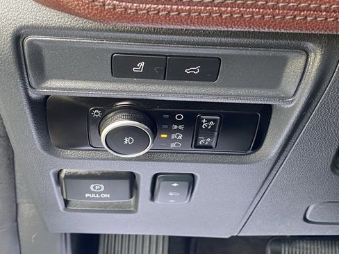 Used 2024 Ford Expedition Max Limited image 28