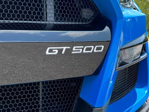 Used 2022 Ford Mustang Shelby GT500 w/ Carbon Fiber Track Pack RWD image 27
