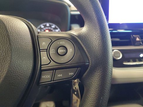 Used 2024 Toyota Corolla LE image 21