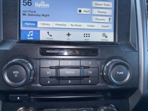 Used 2017 Ford F150 XLT w/ Equipment Group 302A Luxury image 21