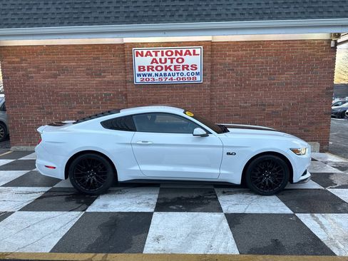 Used 2016 Ford Mustang GT w/ GT Performance Package image 2