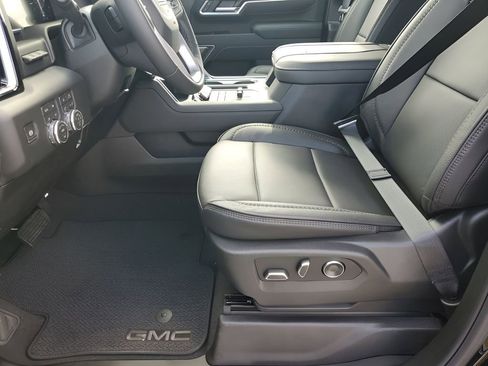 New 2026 GMC Sierra 2500 Denali w/ Denali Reserve Package AWD/4WD image 37