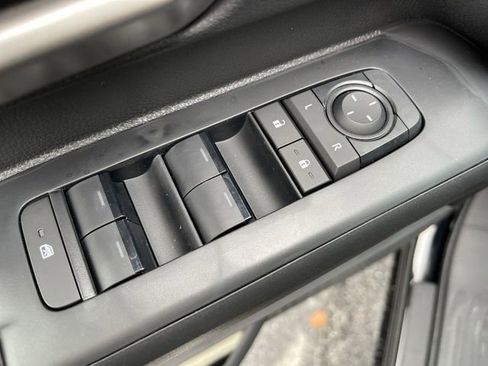 New 2025 Toyota Tacoma TRD Off-Road image 12