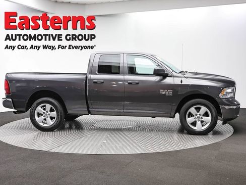 Used 2024 RAM 1500 Classic SLT AWD/4WD image 4