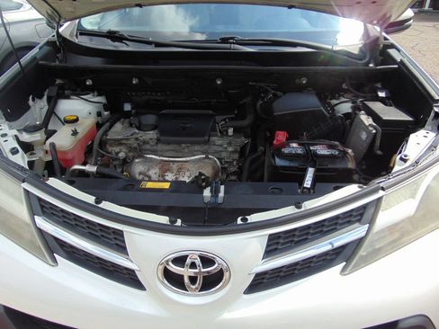 Used 2014 Toyota RAV4 Limited AWD/4WD image 33
