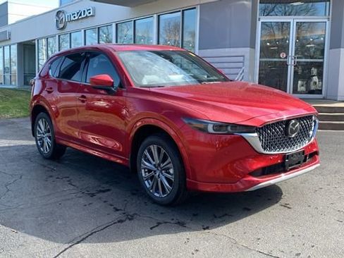 New 2025 MAZDA CX-5 Signature image 3