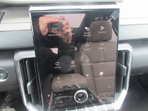 New 2026 GMC Acadia Elevation w/ Elevation Premium Package image 19