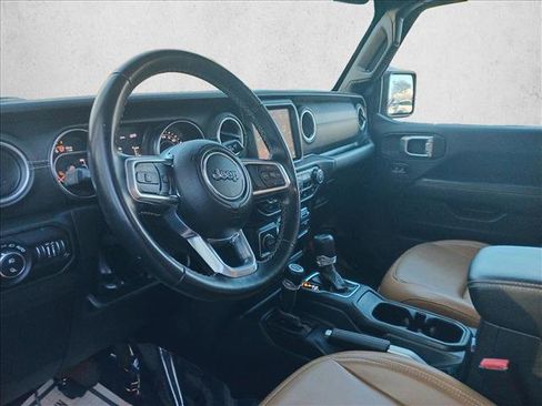 Used 2022 Jeep Gladiator Overland w/ Popular Equipment Package image 12