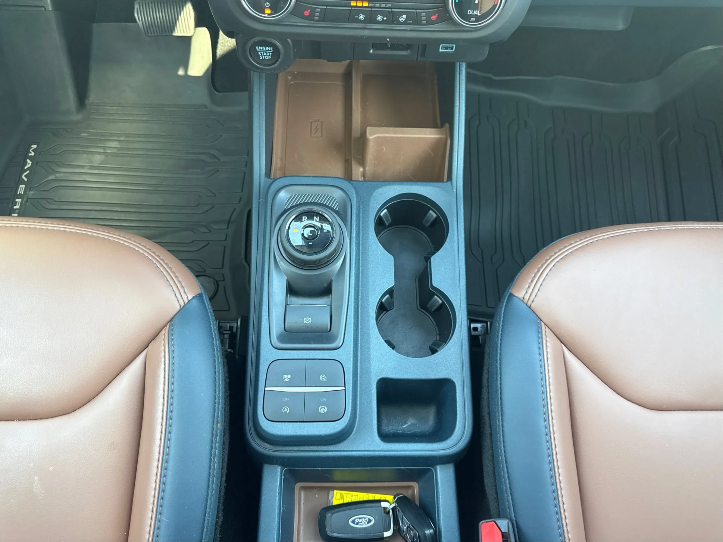 Used 2024 Ford Maverick Lariat w/ 4K Tow Package AWD/4WD image 16