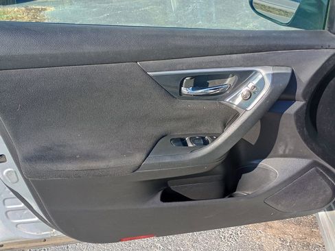 Used 2014 Nissan Altima 2.5 S image 11