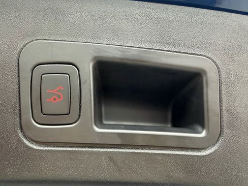 Used 2020 Tesla Model S Long Range Plus image 46