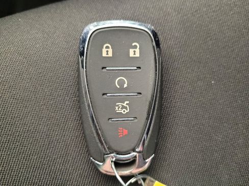 Used 2025 Chevrolet Malibu LS w/ LPO, Floor Liner Package FWD image 32