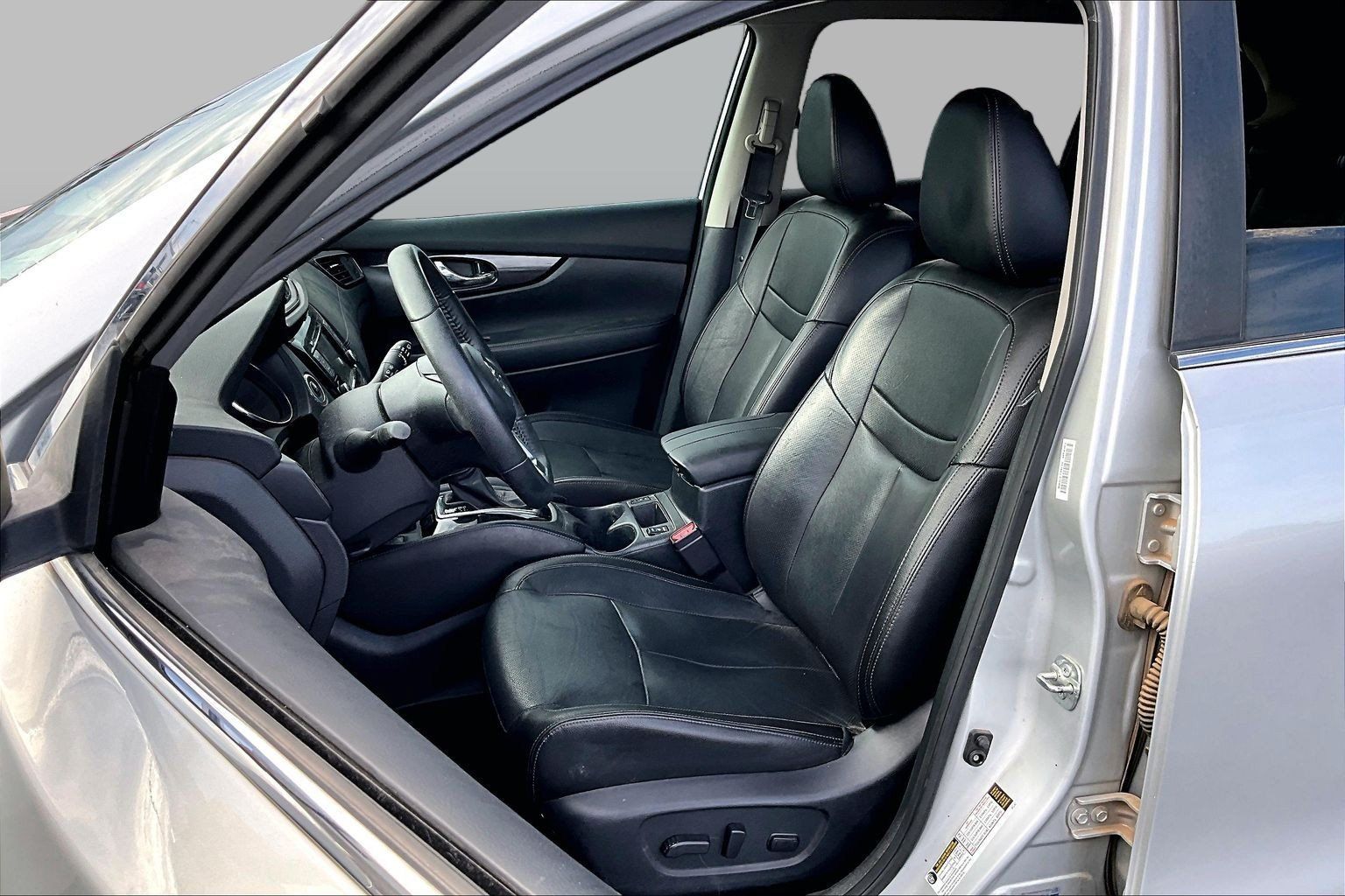 Used 2019 Nissan Rogue SL FWD image 13