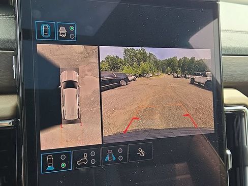 Used 2026 GMC Yukon Denali Ultimate AWD/4WD image 15