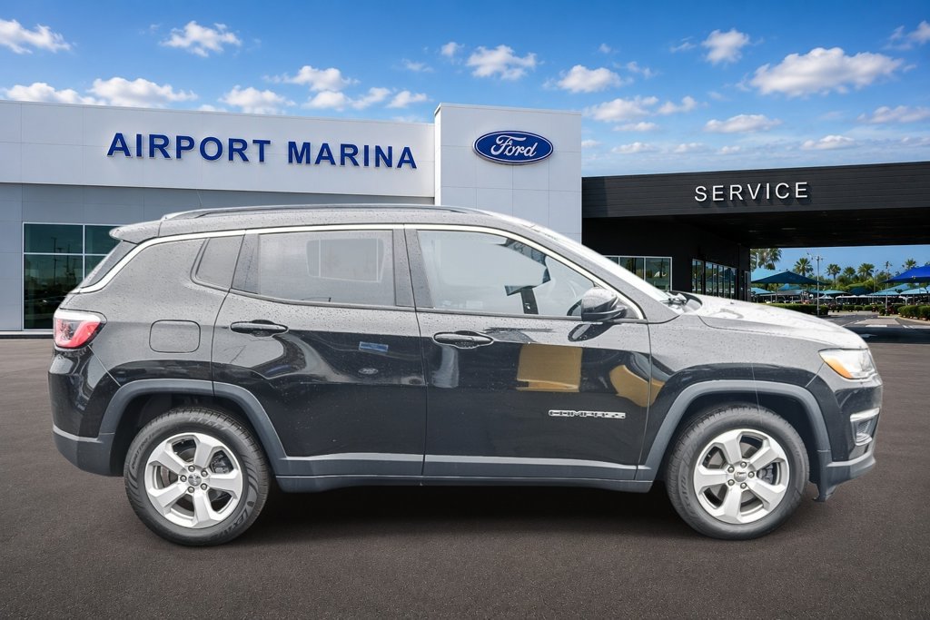 Used 2019 Jeep Compass Latitude w/ Popular Equipment Group FWD image 9