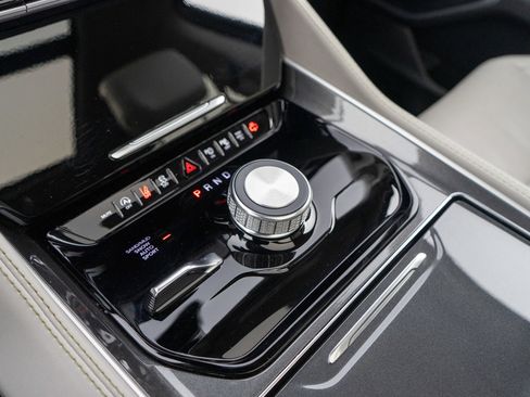 Used 2022 Jeep Wagoneer Series I w/ Convenience Group I image 22